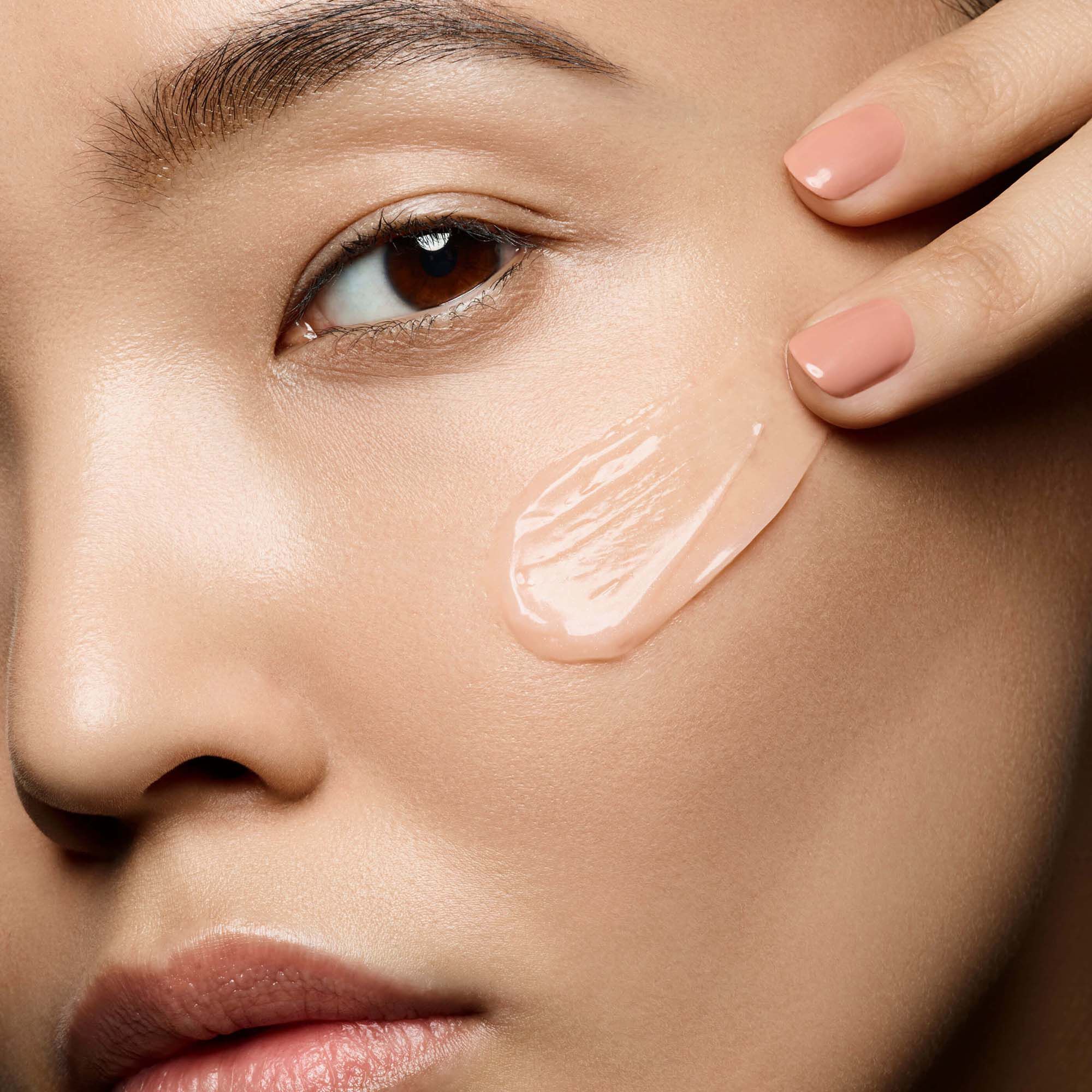 Top secret instant moisture glow primer top