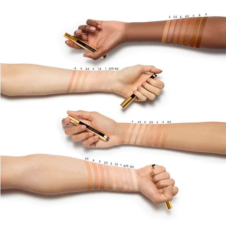 Touche eclat full coverage top