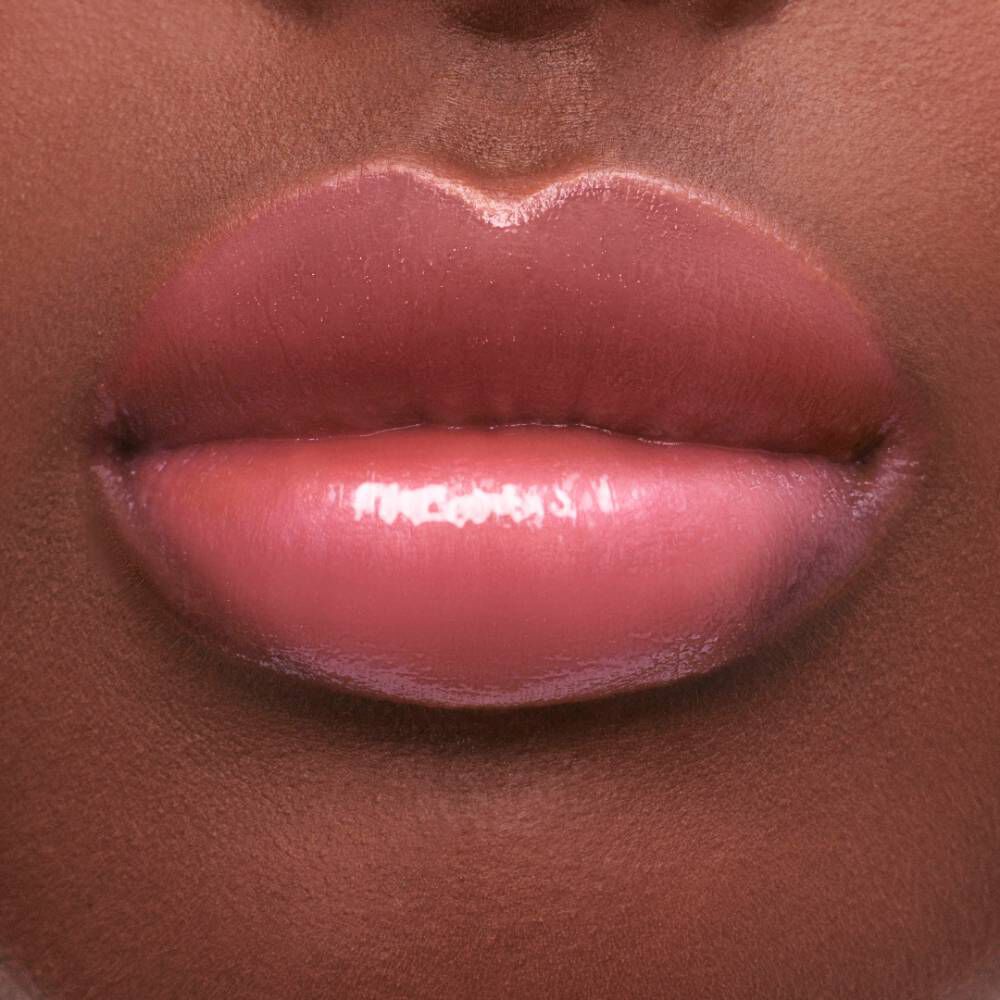 Indulge in Next Level Shine with YSL Loveshine Candy Glow