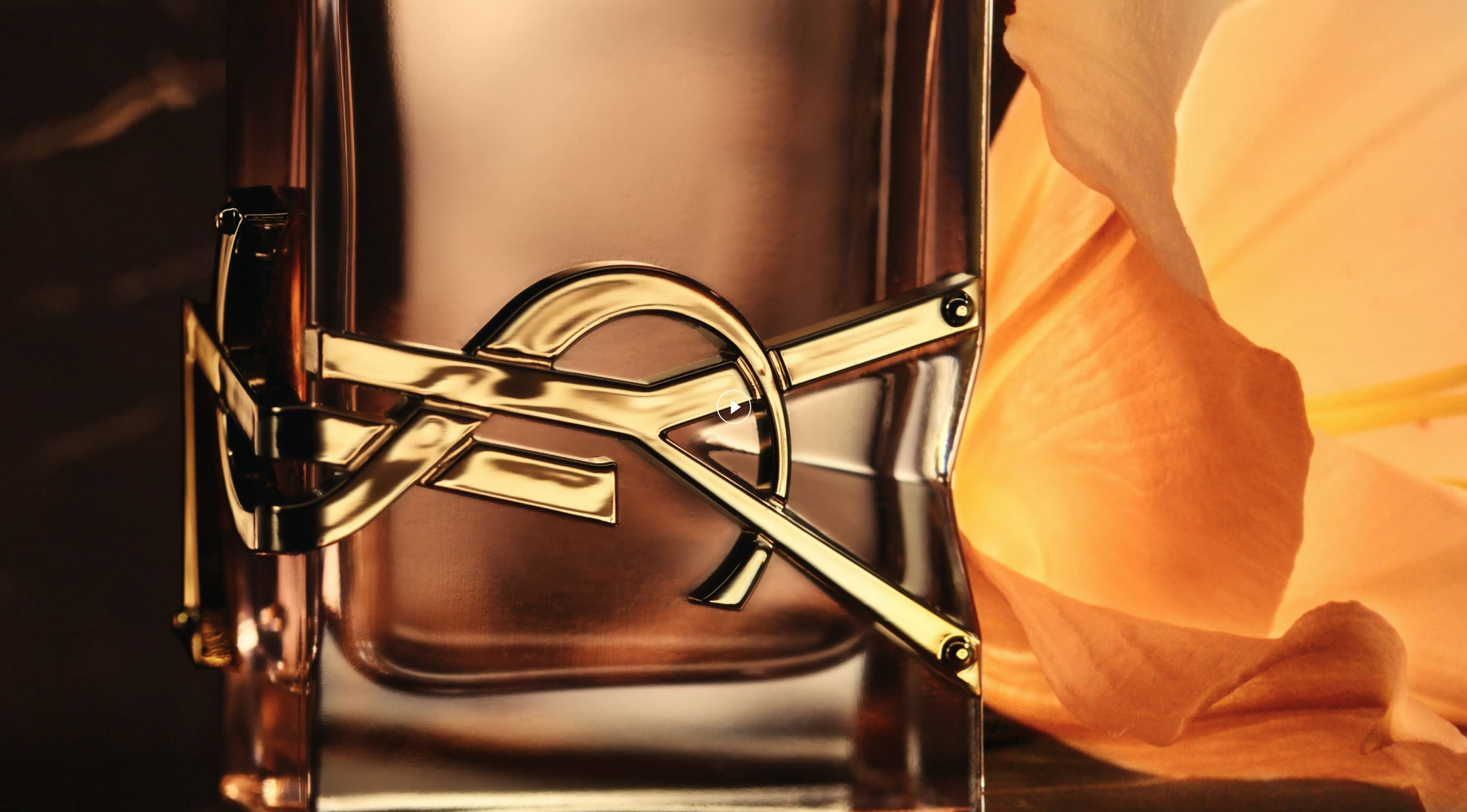 Libre Flowers and Flames | Floral Fragrance for Her | YSL Beauty